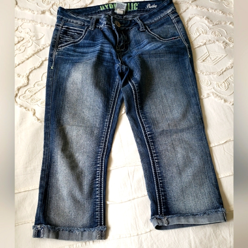 Hydraulic Jean Capris, Size 5/6